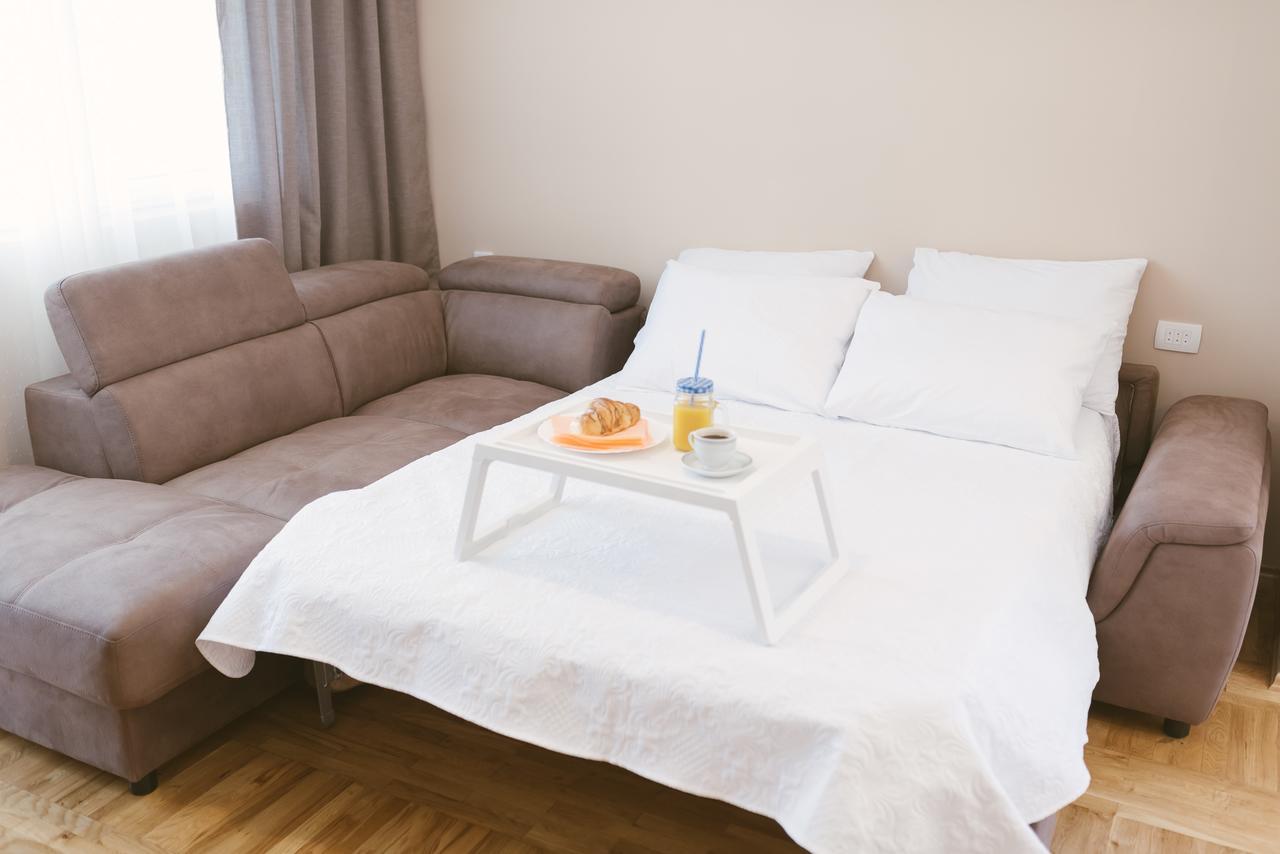 Apartment Luxury Explorer Podgorica Esterno foto