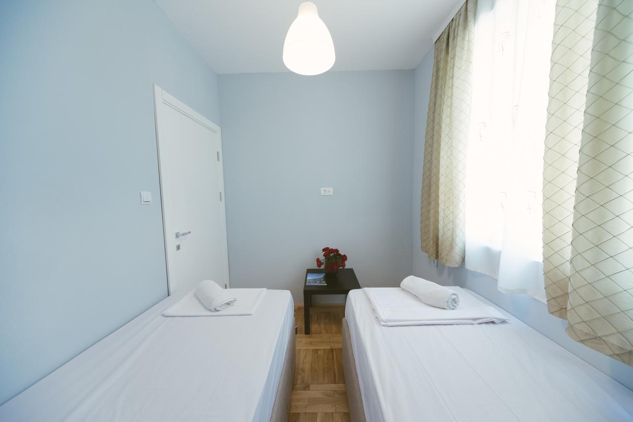 Apartment Luxury Explorer Podgorica Esterno foto
